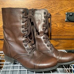 Steve Madden Chocolate Troopa military Lace-Up Boots